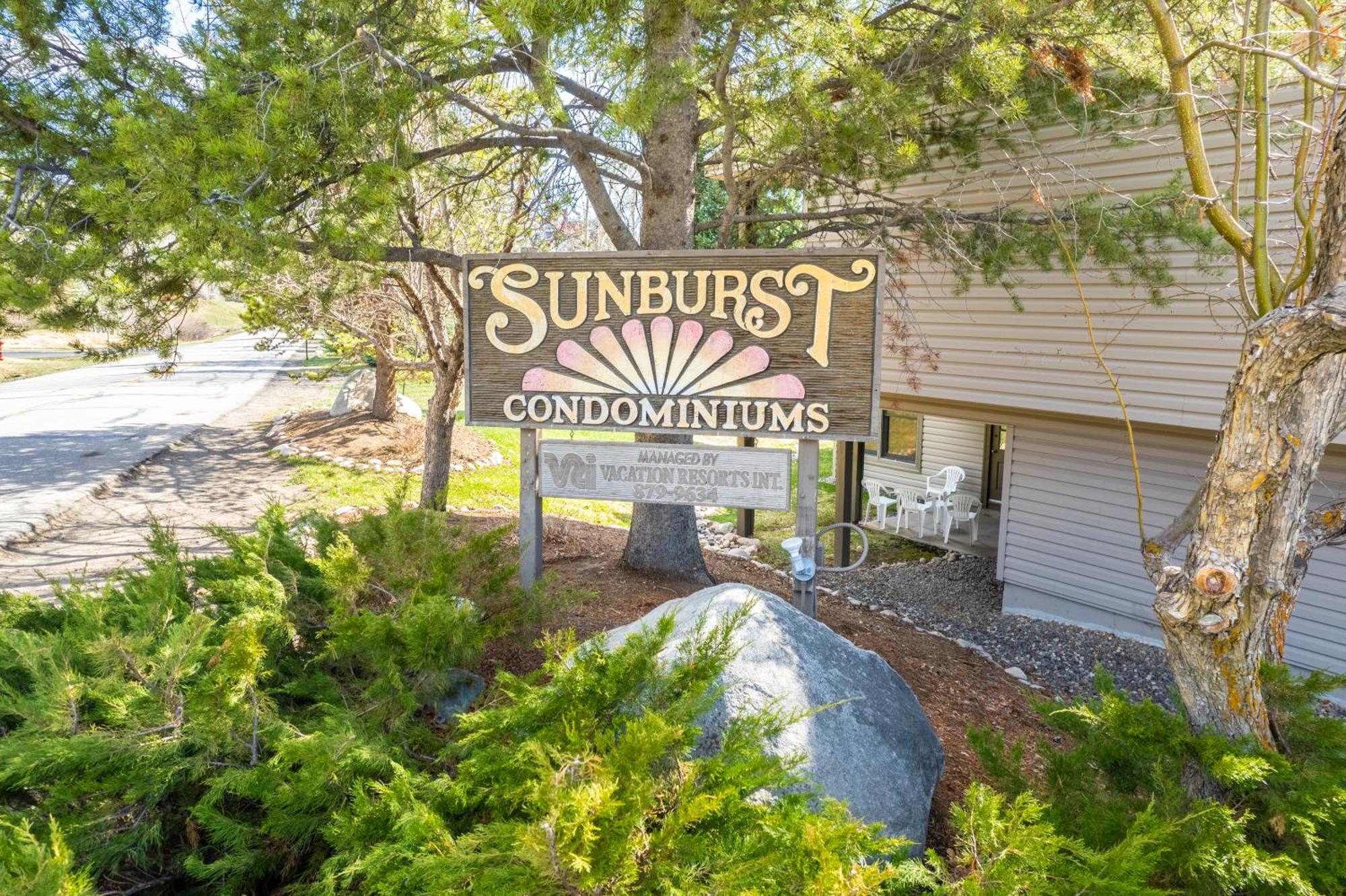 Sunburst Condominiums สตีมโบทสปริงส์ ภายนอก รูปภาพ